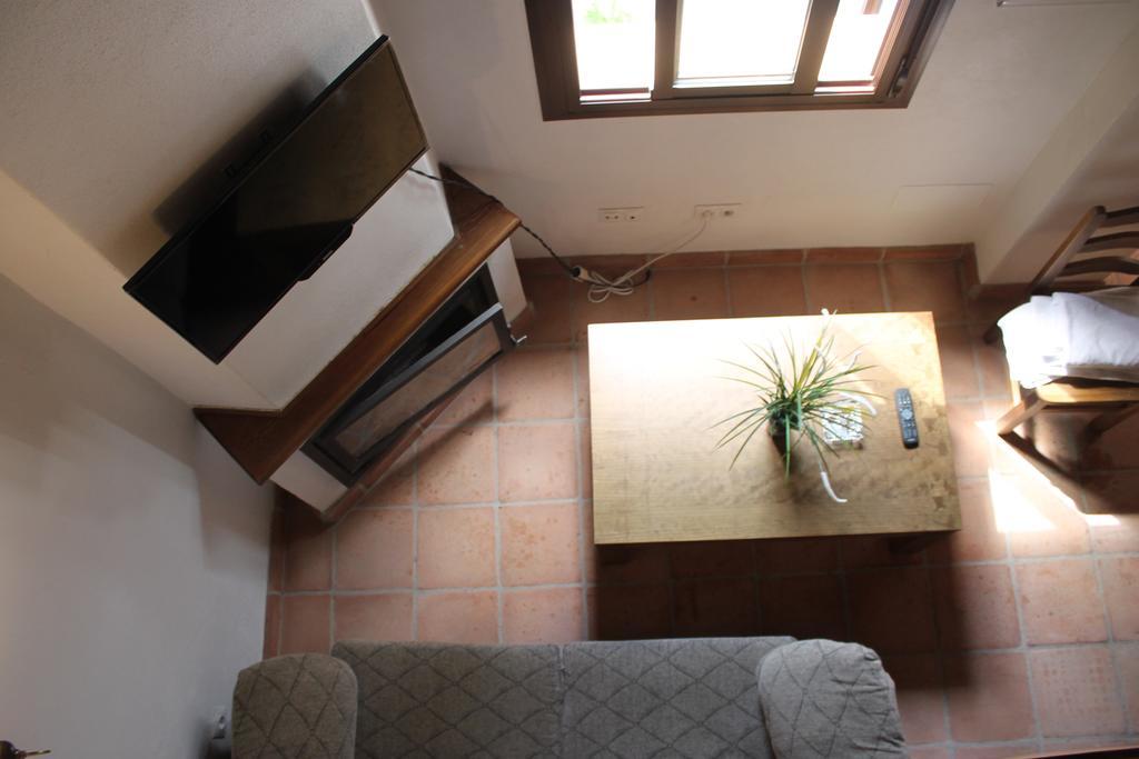 Apartamentos Real Fabrica Hojalata Хускар Экстерьер фото